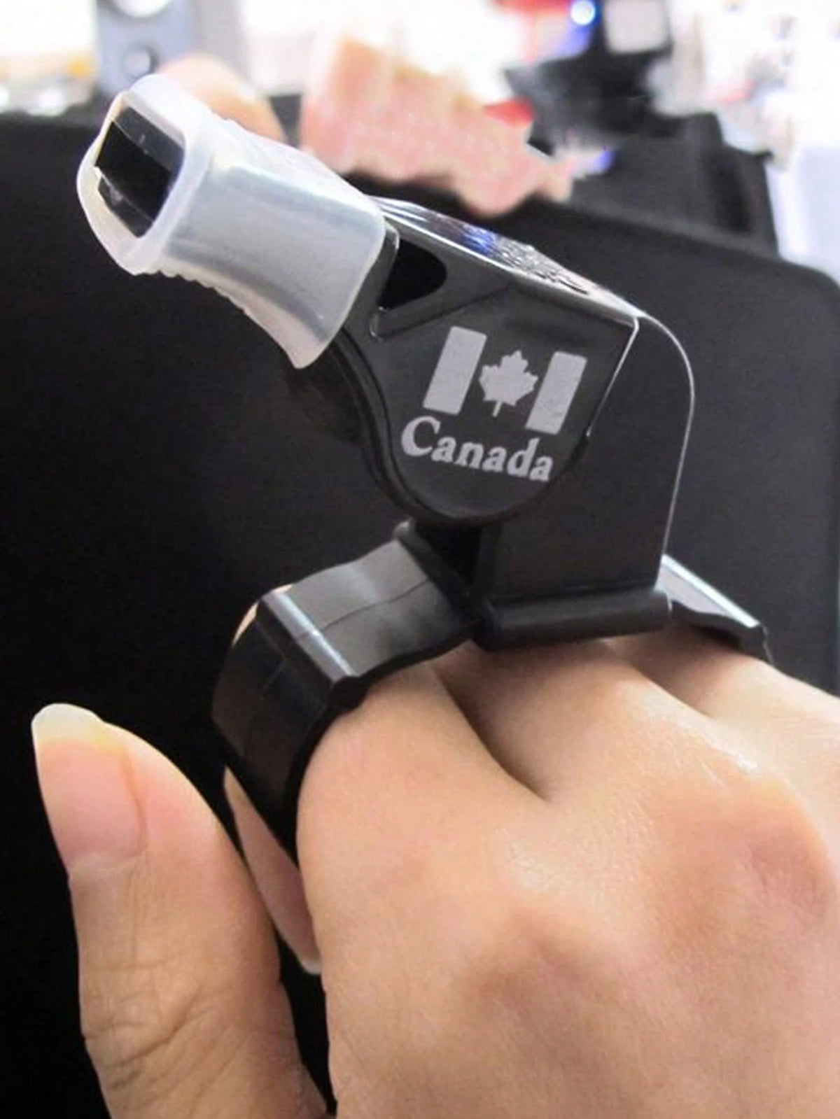 1pc Outdoor Sports Referee Whistle For Sporting Events, With Fox 40 Whistle Mouthpiece And Wrist Lanyard
