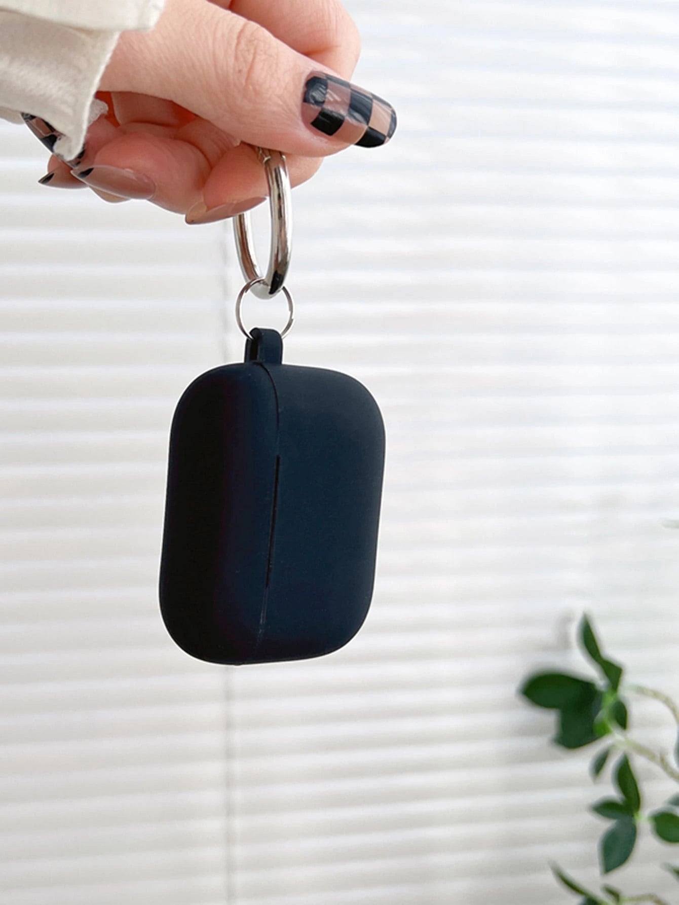 1pc Solid Color Silicone Earphone Case Compatible With Air Po D, Air Po D Silicone One-Piece Solid Color Protective Cover
