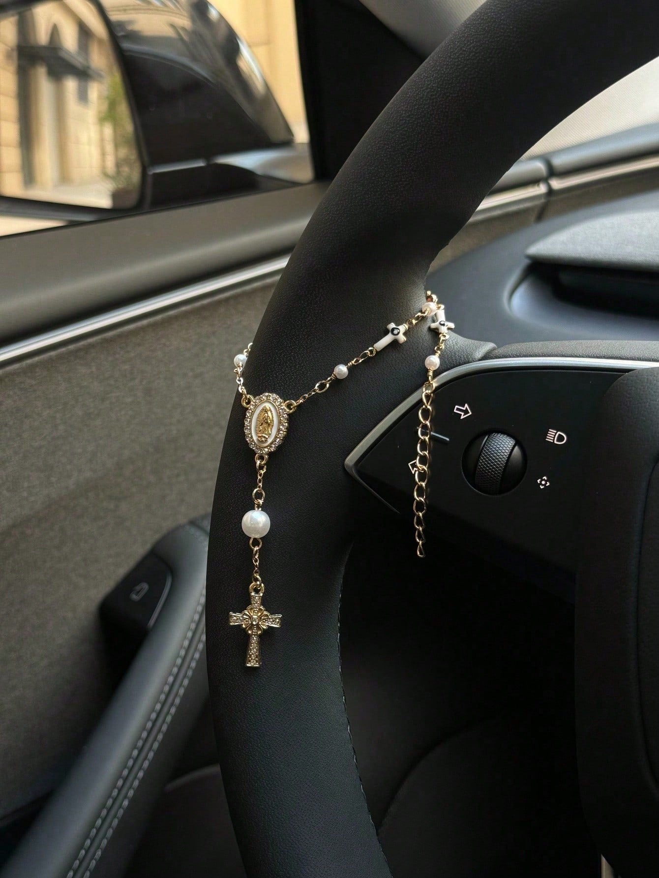 1pc Steering Wheel Rosary Hanging Ornament| Rosary Car Pendant Accessory| Car Decor| Car Pendant| Unique Fashion Car Pendant Decoration