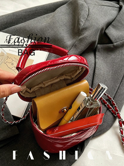 1PC Stylish Glossy Mini Crossbody Bag,Diamond-Quilted Chain Bag,Cute Mini Crossbody Bag,Perfect For Nightclubs,Chain-Strap Bag,Mini Bag,Makeup Bag
