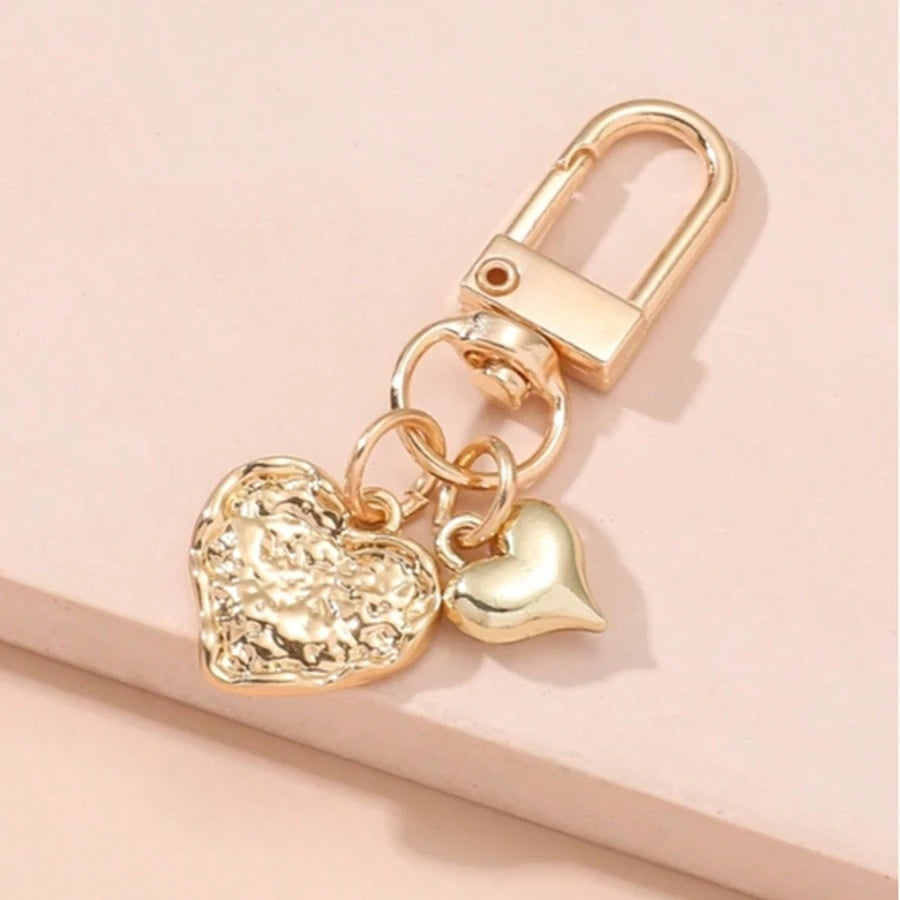 1pc Unisex Gold-Tone Alloy Heart Shaped Keychain Pendant. Best Gift For Friends For Bag & Purse Hanging Decoration Thank You Gifts Teacher Accessories