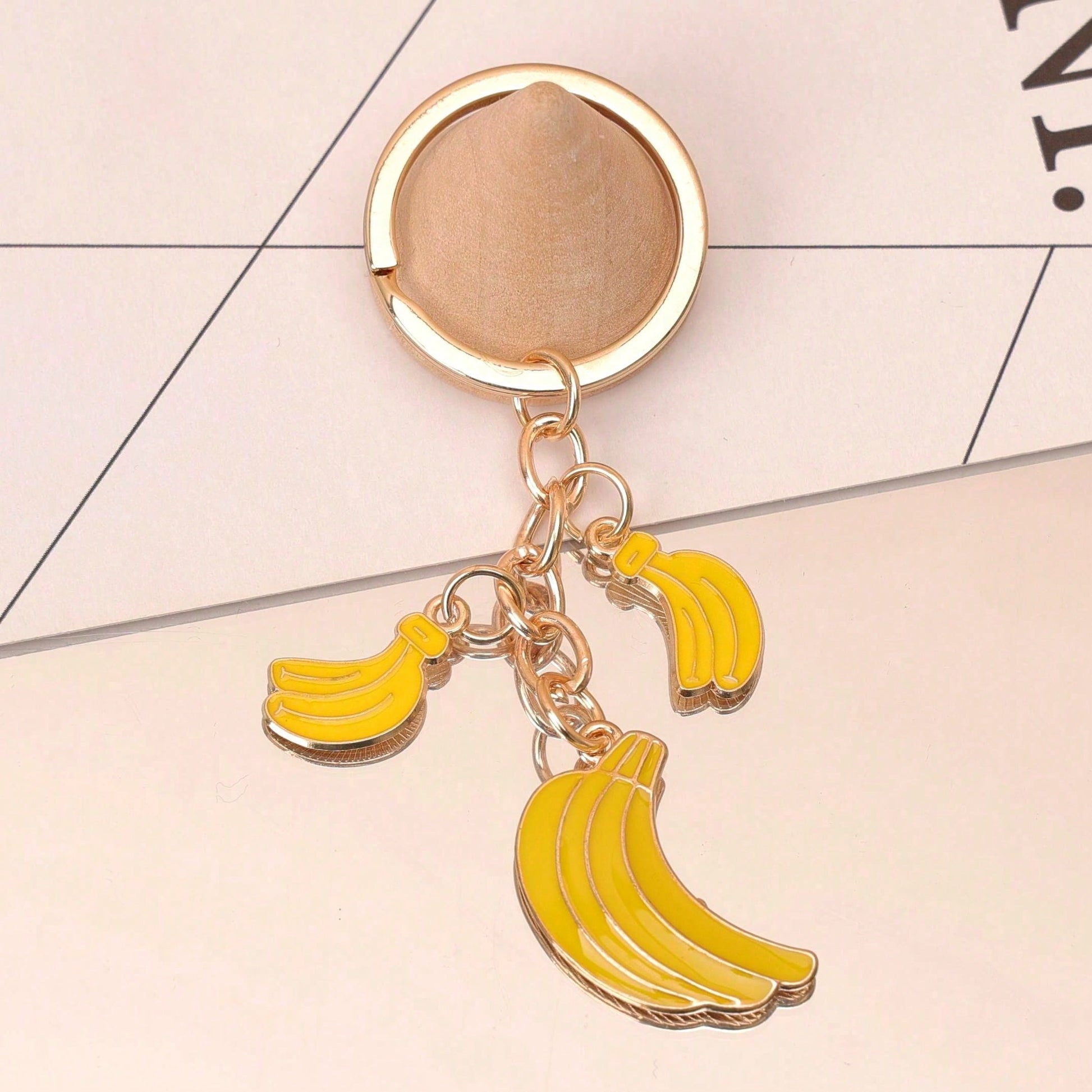 1pc Unisex Ins Style Cute Fresh Alloy Oil-Drip Fruit Banana Pineapple Keychain Pendant Bag Charm Fruit Series