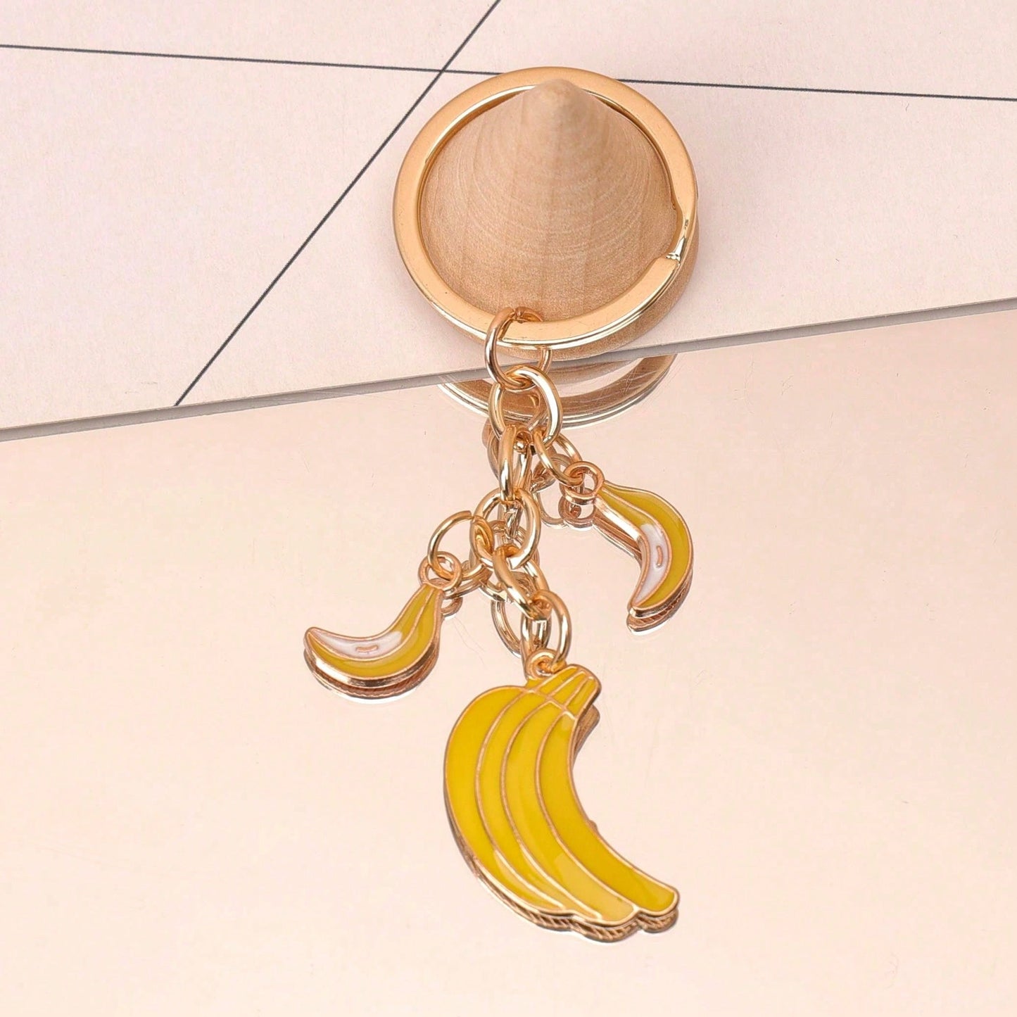 1pc Unisex Ins Style Cute Fresh Alloy Oil-Drip Fruit Banana Pineapple Keychain Pendant Bag Charm Fruit Series