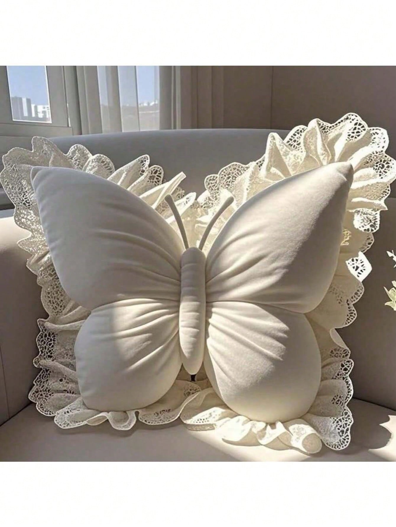 1pc Velvet Pink Butterfly Throw Pillow, Soft Plush Cushion, Suitable For Sofa And Bedding, Perfect Gift For Valentine's Day, Wedding, Harvest Festival, Birthday, Wedding Favor, Wedding Decor, Autumn