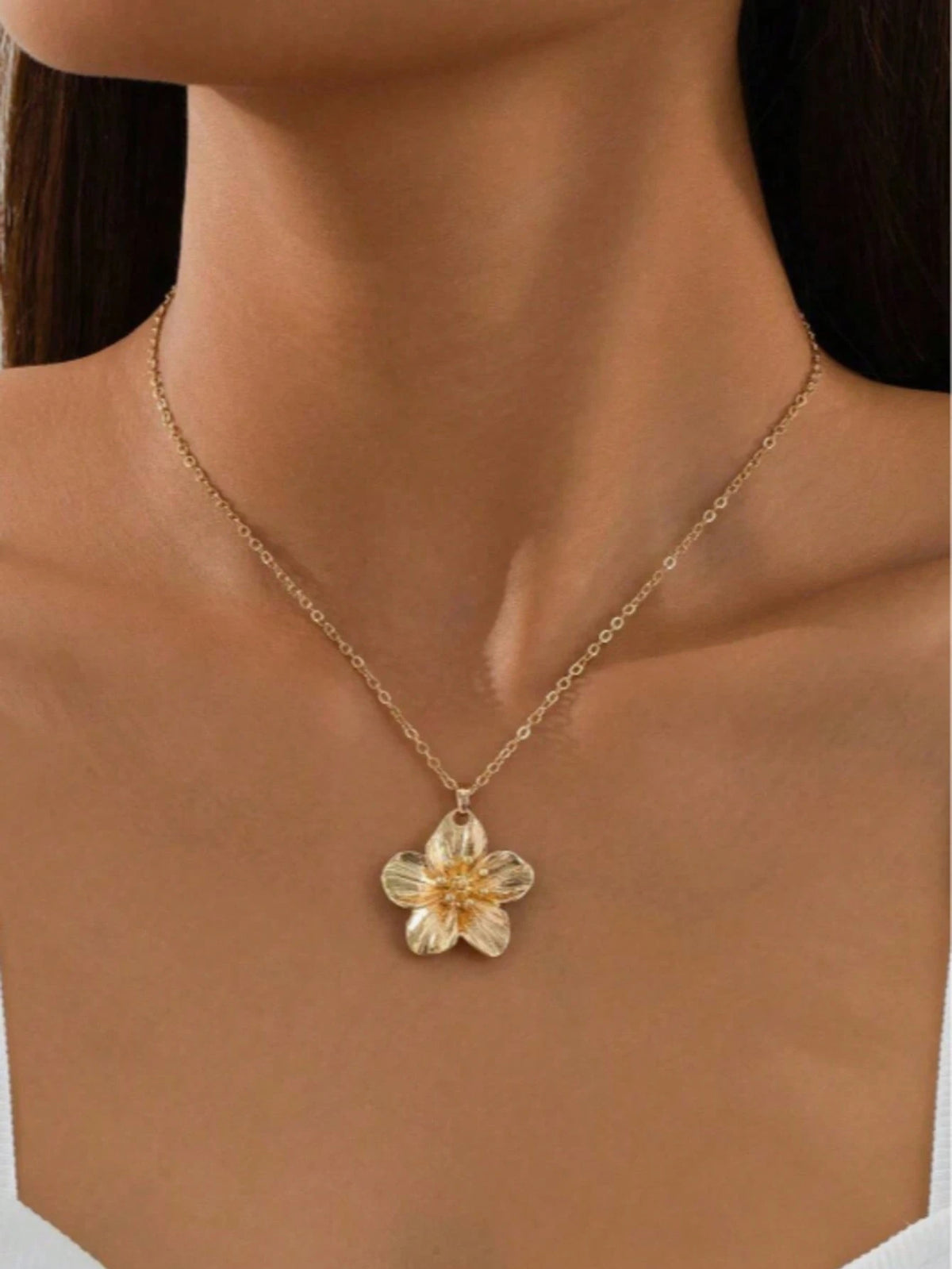 1pc Vintage Hollow Heart Pendant Necklace, Creative Minimalist Heart/Heart Y-Shaped Clavicle Chain