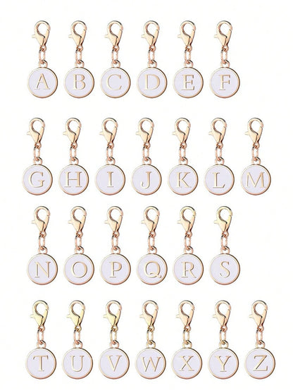 1pc White A-Z Letter Keychain, Suitable For Hanging On Bags, Decorating Backpacks, Also Can Be Used As Car Pendant, A Daily Gift For Women