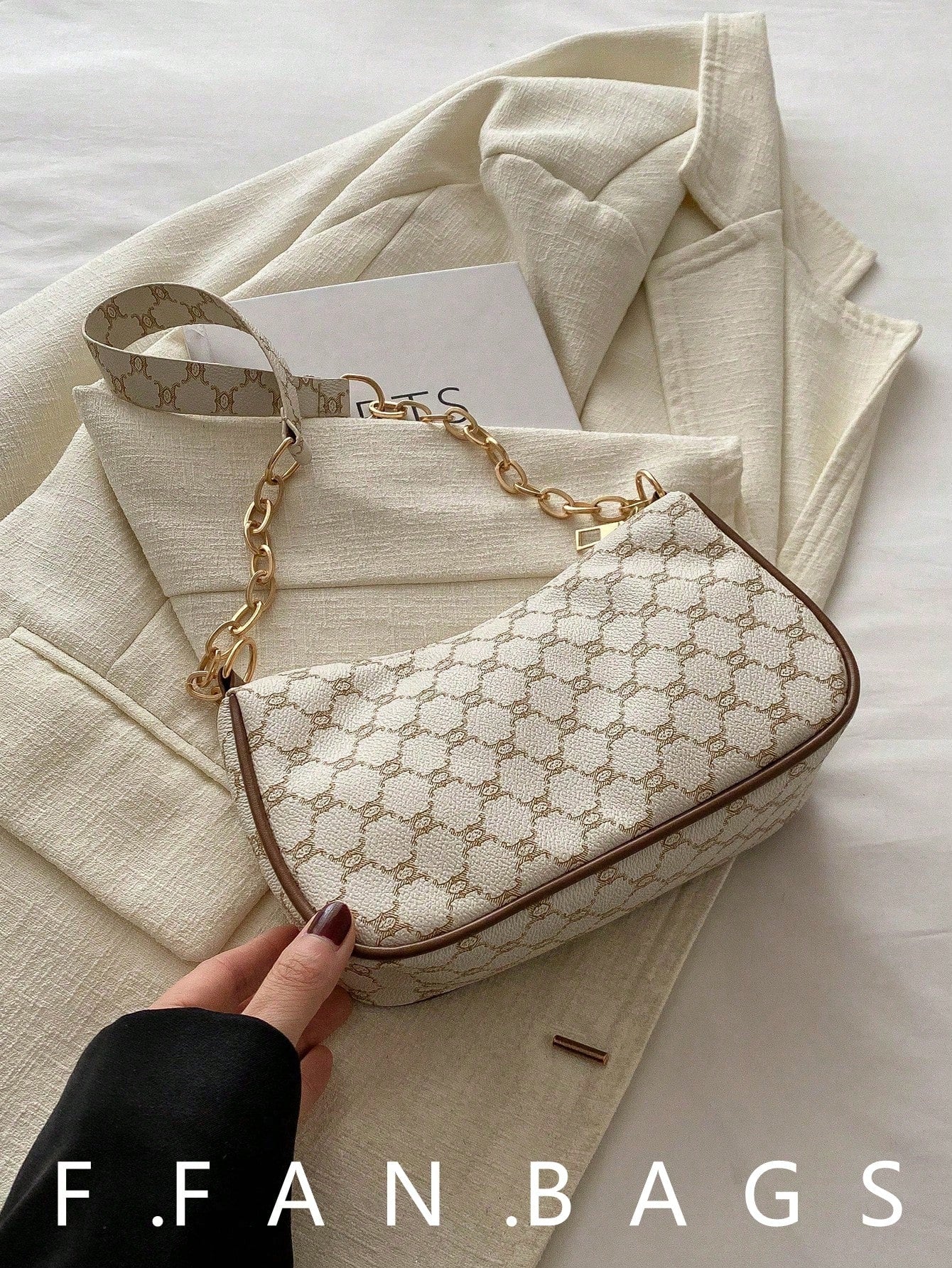 2024 Spring/Summer New Minimalist Versatile PU Armpit Bag, Fashion Linked Chain Shoulder Bag With High-Quality Feel, Handheld Bag, Small Bags, Straw Bag, White Bag