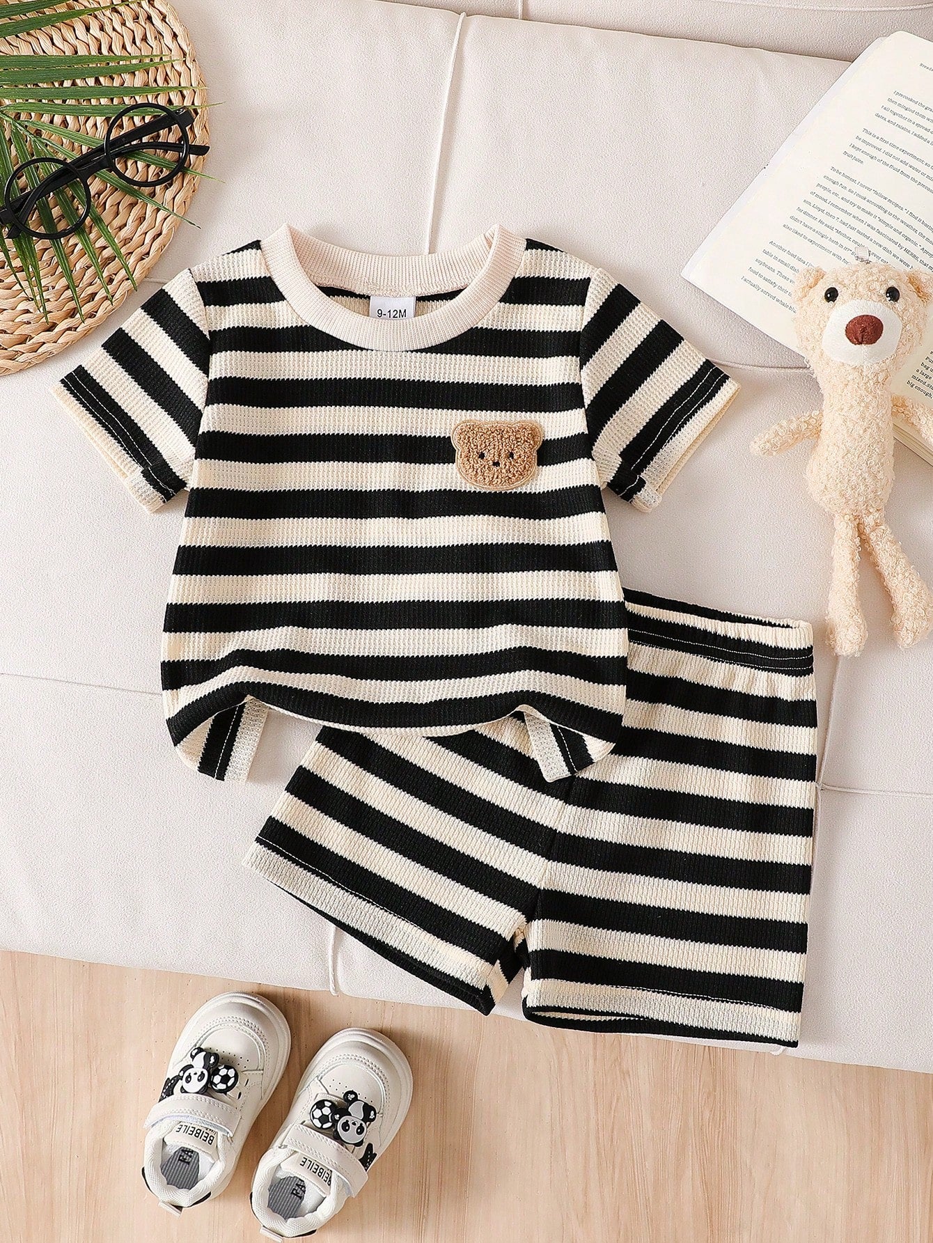 2026 New Boys Summer Black & White Thin Striped Short Sleeve Set, 3D Bear Embroidery Round Neck T-Shirt With Elastic Waist Shorts, Baby Outing Clothes, Simple Casual Non-Deforming, 1st Birthday Gift