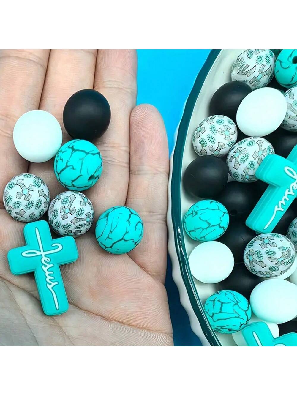 25PCS Highland Cow, Cross Vintage Pattern Silicone Beads Set, Suitable For DIY Crafts, Bracelet, Keychain And Jewelry Making- Silicone Material, Various Shapes And Sizes, Fashionable Animal Design, M