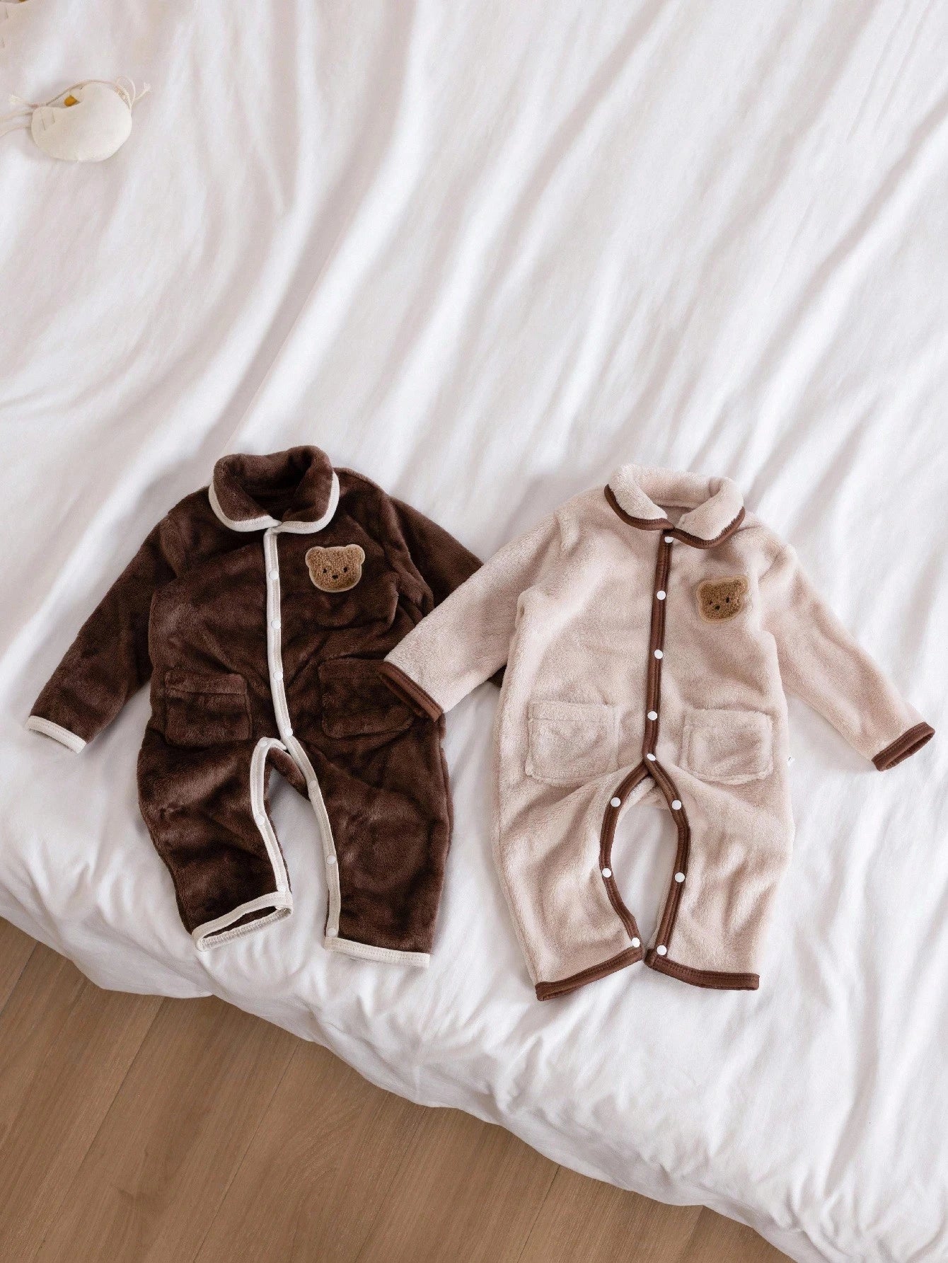 2pcs Set Baby Boy Plush Bear Applique Long Sleeve Romper Pajamas