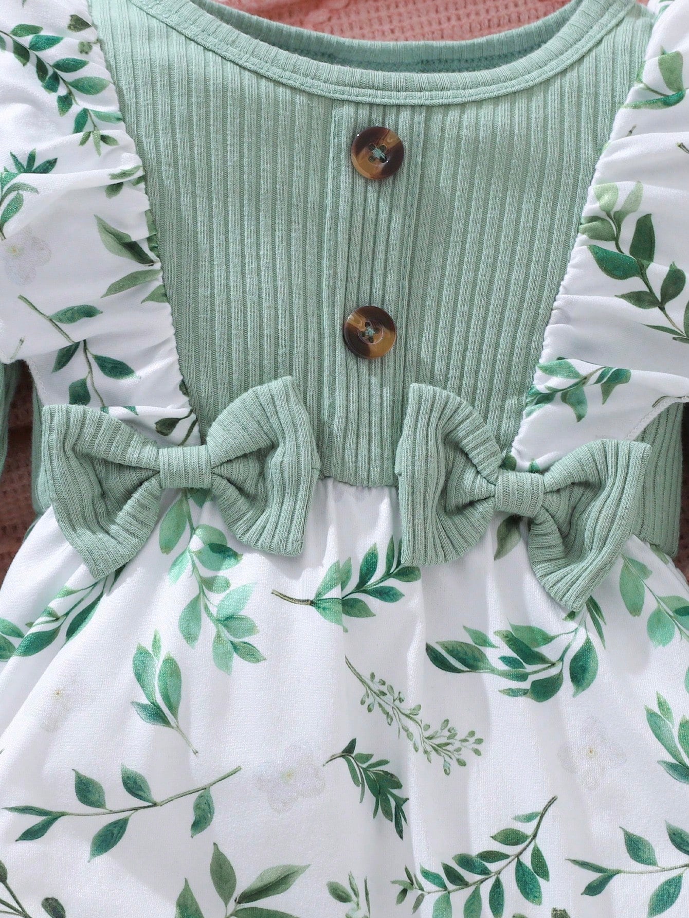 2pcs/Set Baby Girl Autumn/Winter Green Long Sleeve Lace Bow Button Leaf Allover Print Jumpsuit And Headband Set