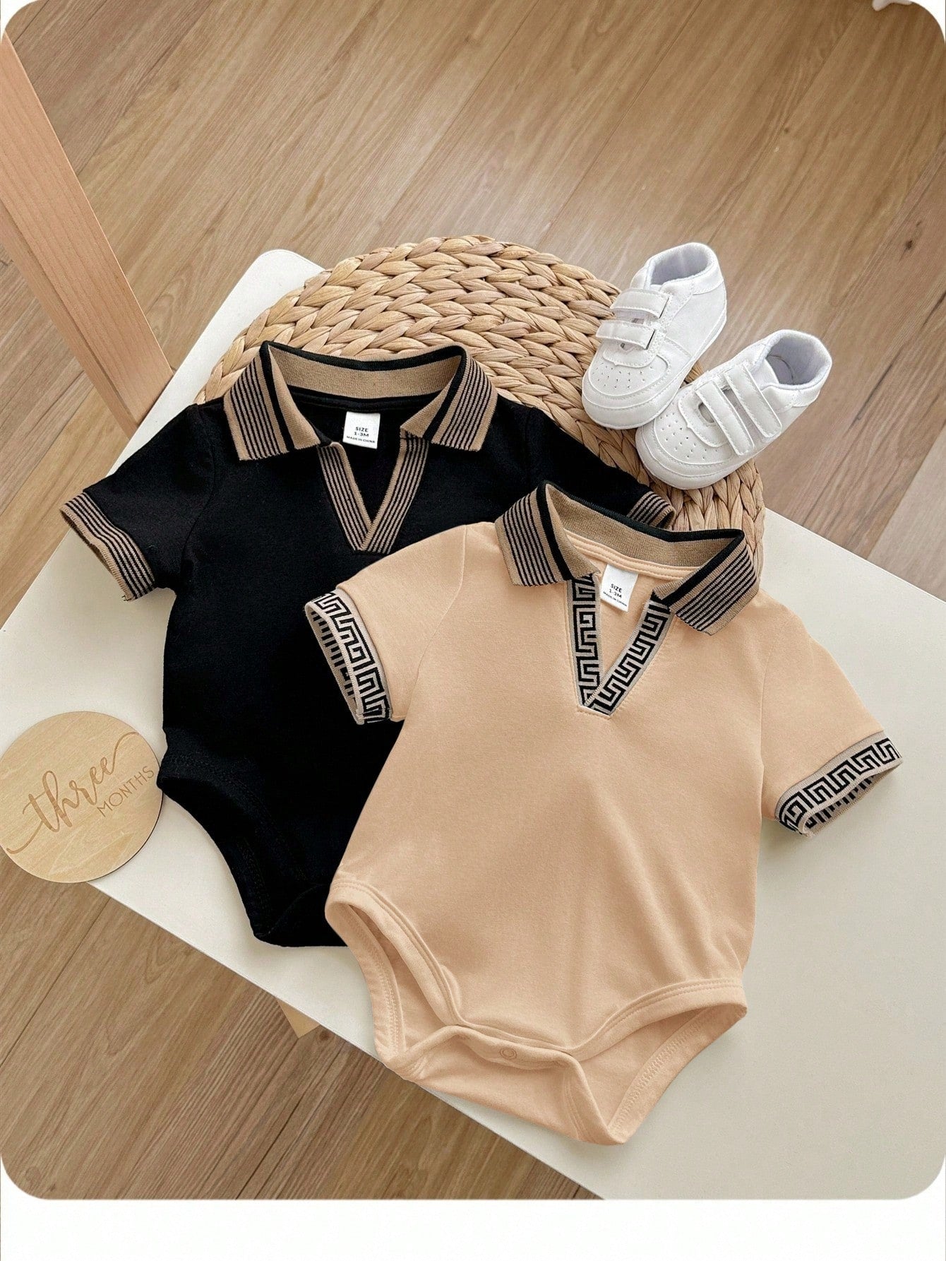 2pcs Set Newborn Baby Boy/Girl Casual College Style V-Neck Knitted Small Logo Print Bodysuit Outfit, Summer Party & Outdoor Wear