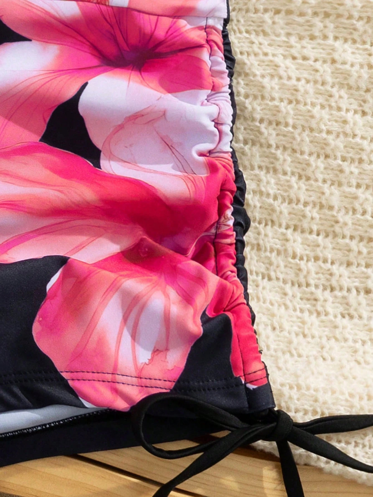 3-Piece Sexy Casual Halter Top, Featuring Hibiscus Floral Pattern Mesh Semi-Sheer Cover-Up, Side Tie Bikini Bottoms, Medium Elastic Fabric, Holiday Bikini Set, Suitable For Vacation Beach And Pool Act
