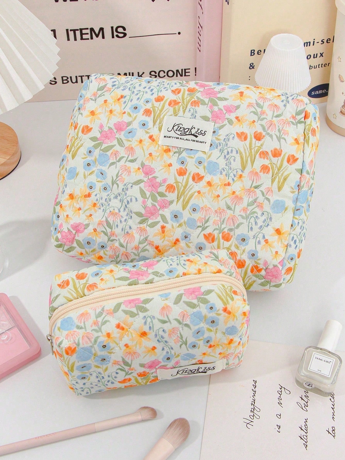 3pcs Colorful Oil Painting Floral Quilted Makeup Bag Set, Soft Diamond Quilted Fabric, 3 Sizes Combination. Smooth Zipper Closure, Dust-Proof And Organized, Can Be Used To Store Skincare And Makeup. F