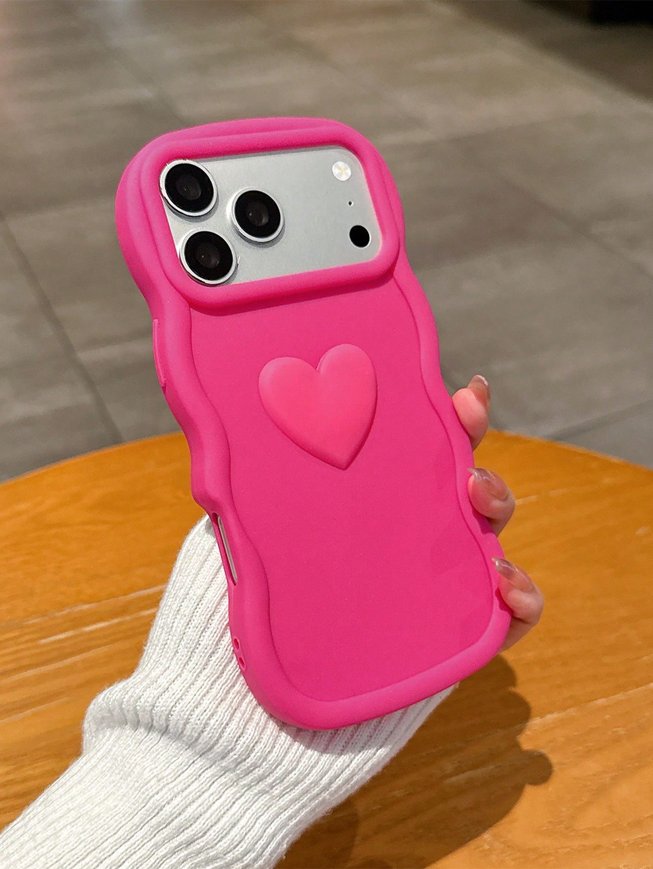3pcs Set Cute Heart Print Phone Cases, Wavy Edge Matte Silicone TPU Protective Covers, Dopamine Pink/Beige/Pink, 3D Graffiti Heart Design, Compatible With IPhone 15/14/13/17 Pro Max/Galaxy S25 Ultra