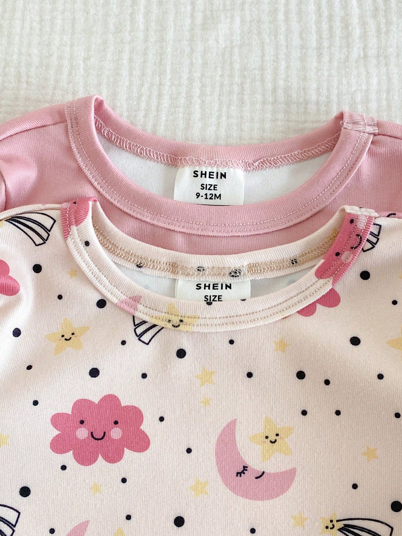 4pcs Baby Girls' Light Pink,Summer,Cute,Graphic,Holiday Star,Moon,Cloud Print Rib Knit Crew Neck Short Sleeve Top And Pants Snug Fit Pajama Set