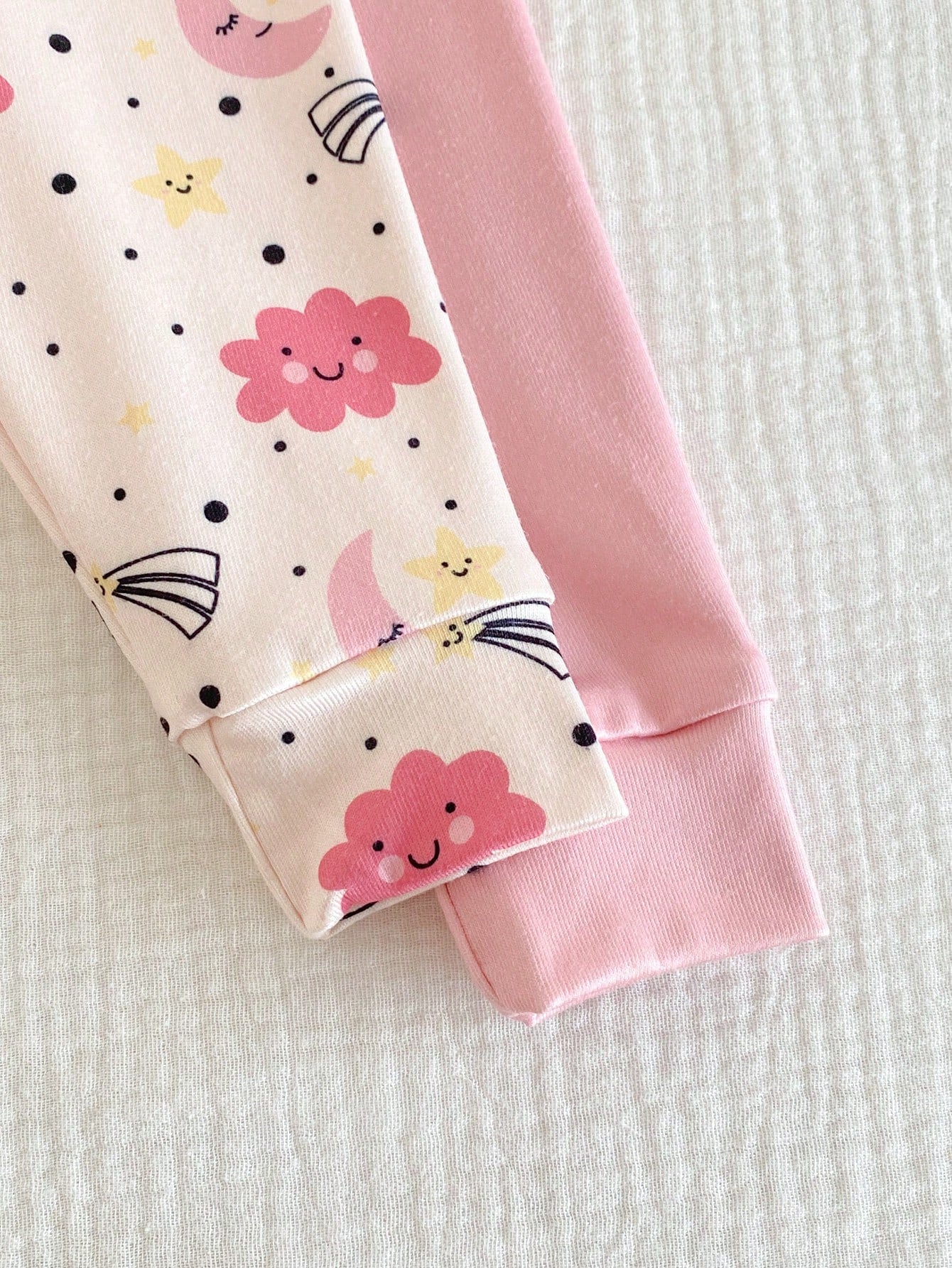 4pcs Baby Girls' Light Pink,Summer,Cute,Graphic,Holiday Star,Moon,Cloud Print Rib Knit Crew Neck Short Sleeve Top And Pants Snug Fit Pajama Set