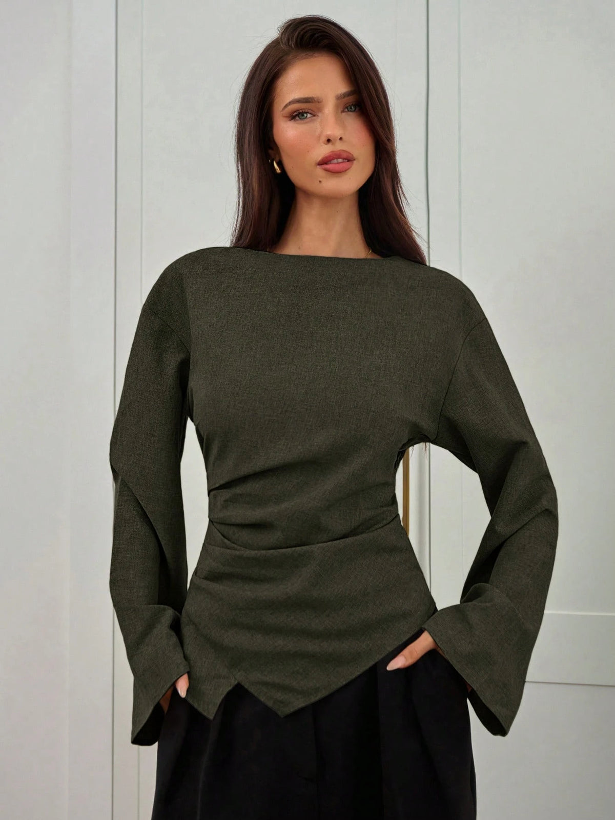 Aloruh Women's Autumn/Winter New Stylish Commuter Waist Ruched Asymmetric Hem Long Flare Sleeve V-Neck Pullover Blouse