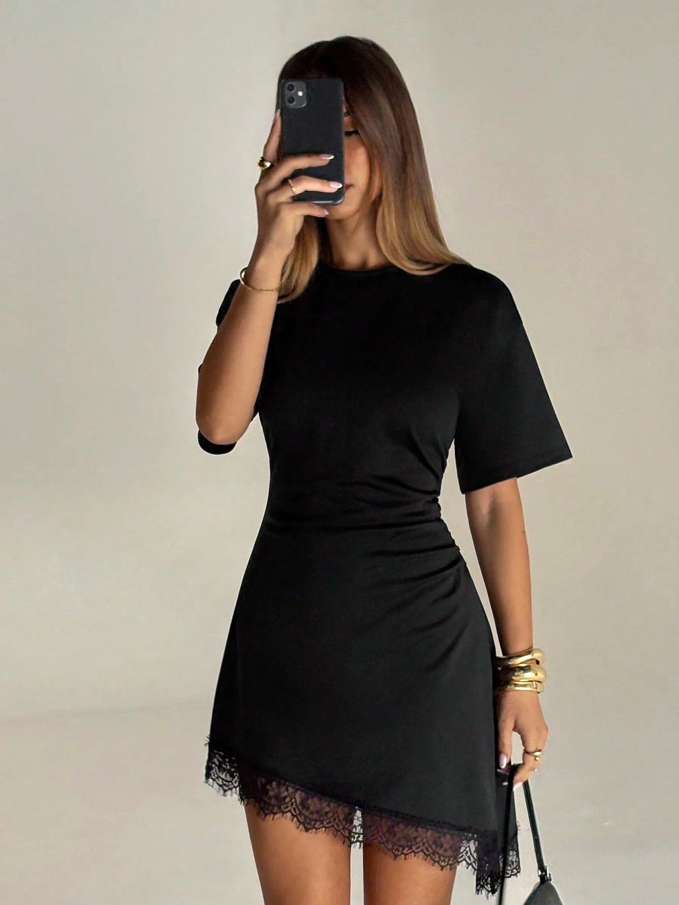 Aloruh Women's Elegant Round Neck Asymmetrical Hem Lace Patchwork Waist-Cinched Short Sleeve Mini Dress