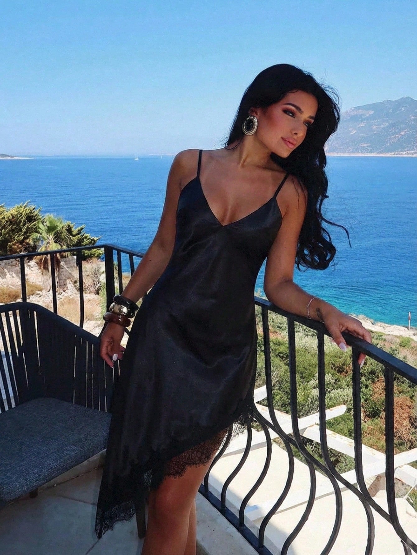 Aloruh Women's Elegant Sexy Black Summer Satin Dress,Lace Trim V-Neck Spaghetti Strap Asymmetrical Hem Mid-Length Date Night Beach Night Out Vacation Outfits