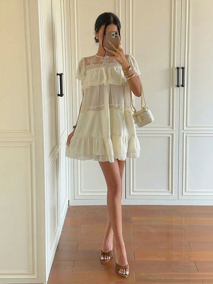 Aloruh Women's Summer New Apricot Elegant Sexy Cute Vacation Travel Influencer Check-In Lazy Pure Desire Daily Street Fashion Multi-Layer Lace Patchwork Chiffon Ruffle Puff Sleeve Stacked Back Tie Min