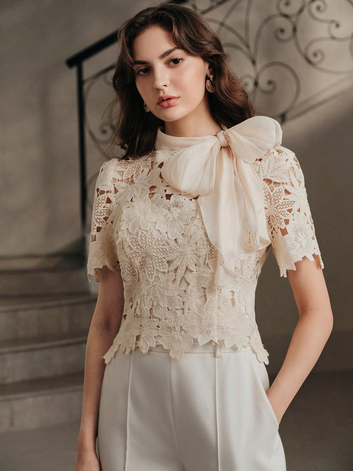 Anewsta Spring/Summer French Gentle Style Beige Hollow Lace Bowknot Versatile Women's Blouse