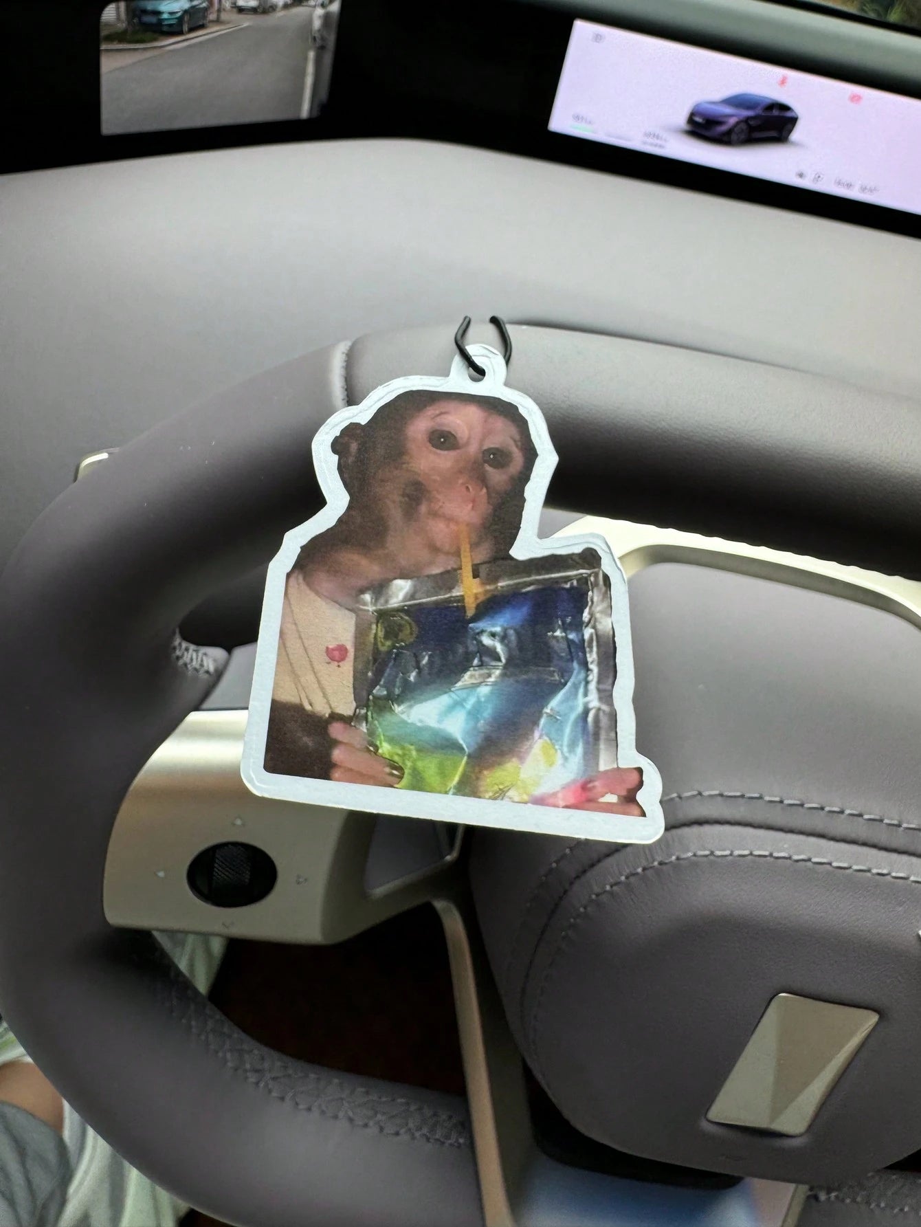 Assorted Car Fragrance Pads, Wardrobe Air Fresheners, Fragrance, Rearview Mirror Decorations, Car Interior Hanging Decorations, Natural Scents Air Purifier, Cartoon Bathroom Fragrance Bags, Home & Off