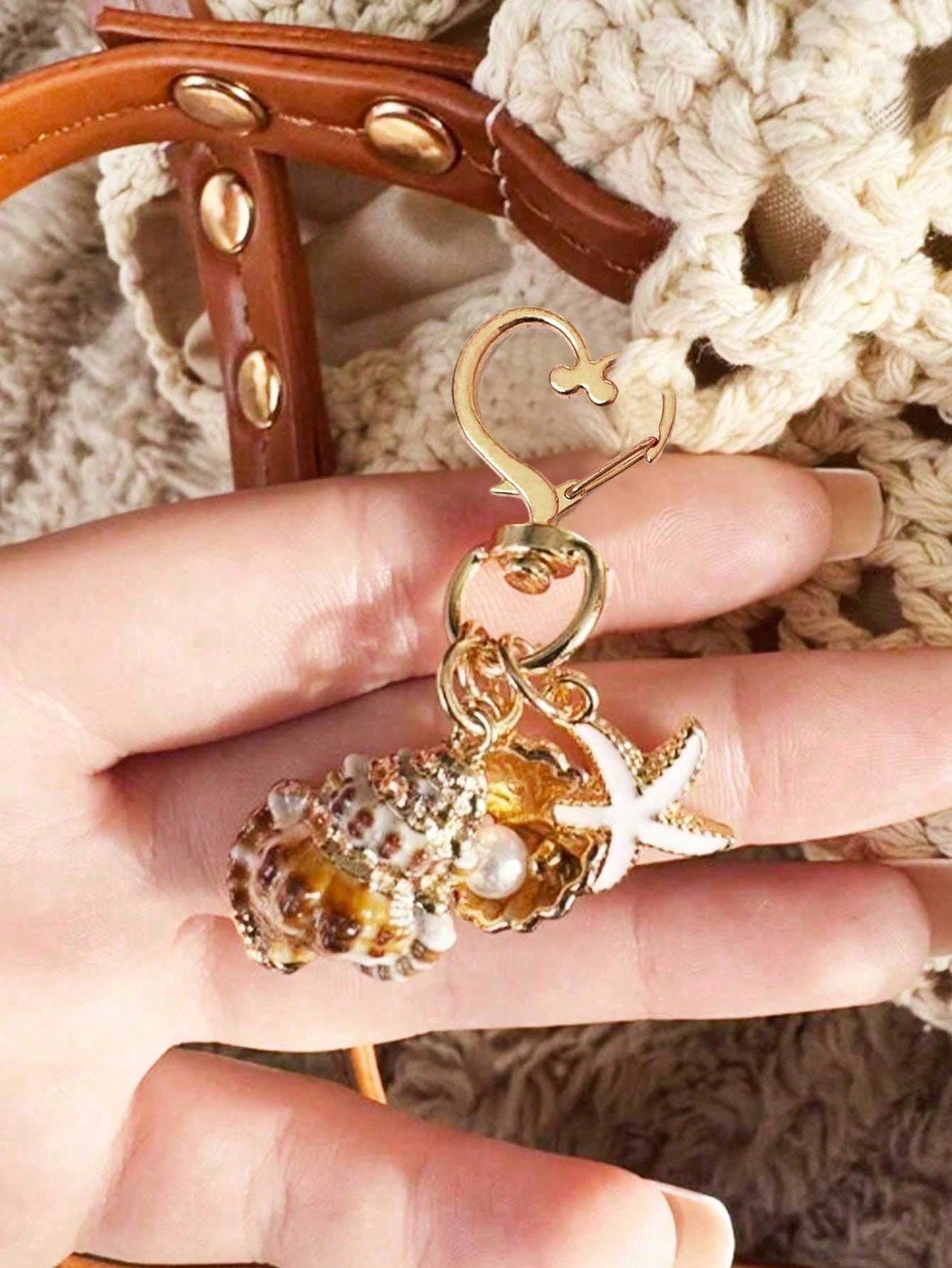 Asymmetrical Shell, Starfish, Conch And Starfish Packaging Ornament, Heart-Shaped Buckle Design, Wallet Pendant Decoration, Bridesmaid Gift, Summer Accessory, Beach Vacation Pendant Decoration, Starfi