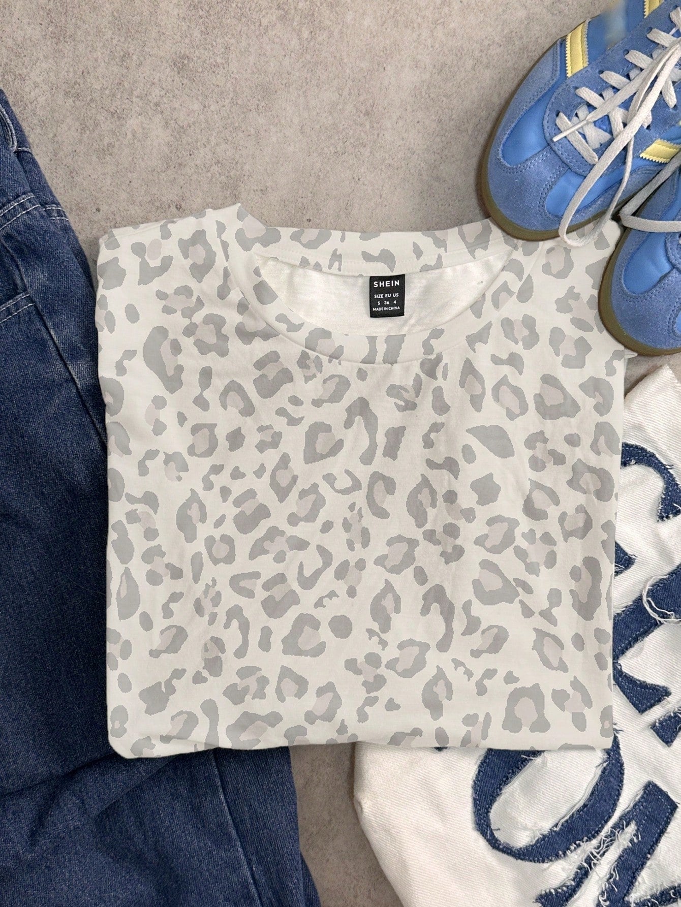 Attitoon Women's 95% Cotton Oversized Short Sleeve T-Shirt, Leopard Print Tees,Summer Casual Streetwear City Break Festival Beach