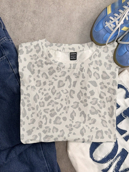 Attitoon Women's 95% Cotton Oversized Short Sleeve T-Shirt, Leopard Print Tees,Summer Casual Streetwear City Break Festival Beach