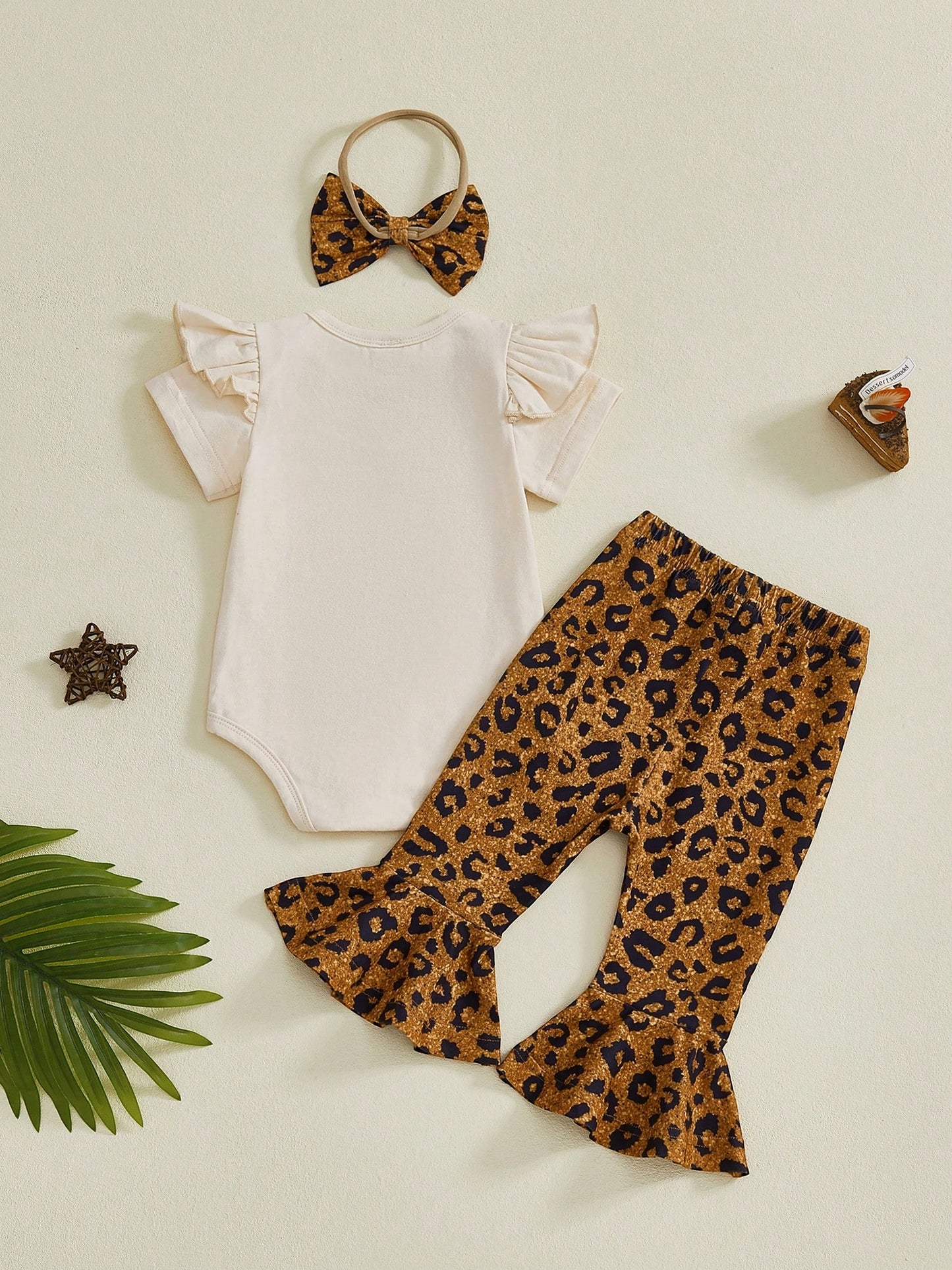 Aunties Bestie Baby Girl Clothes Aunt Saying Letter Embroidery Ruffle Romper Leopard Pant Headband 3Pcs Summer Outfit