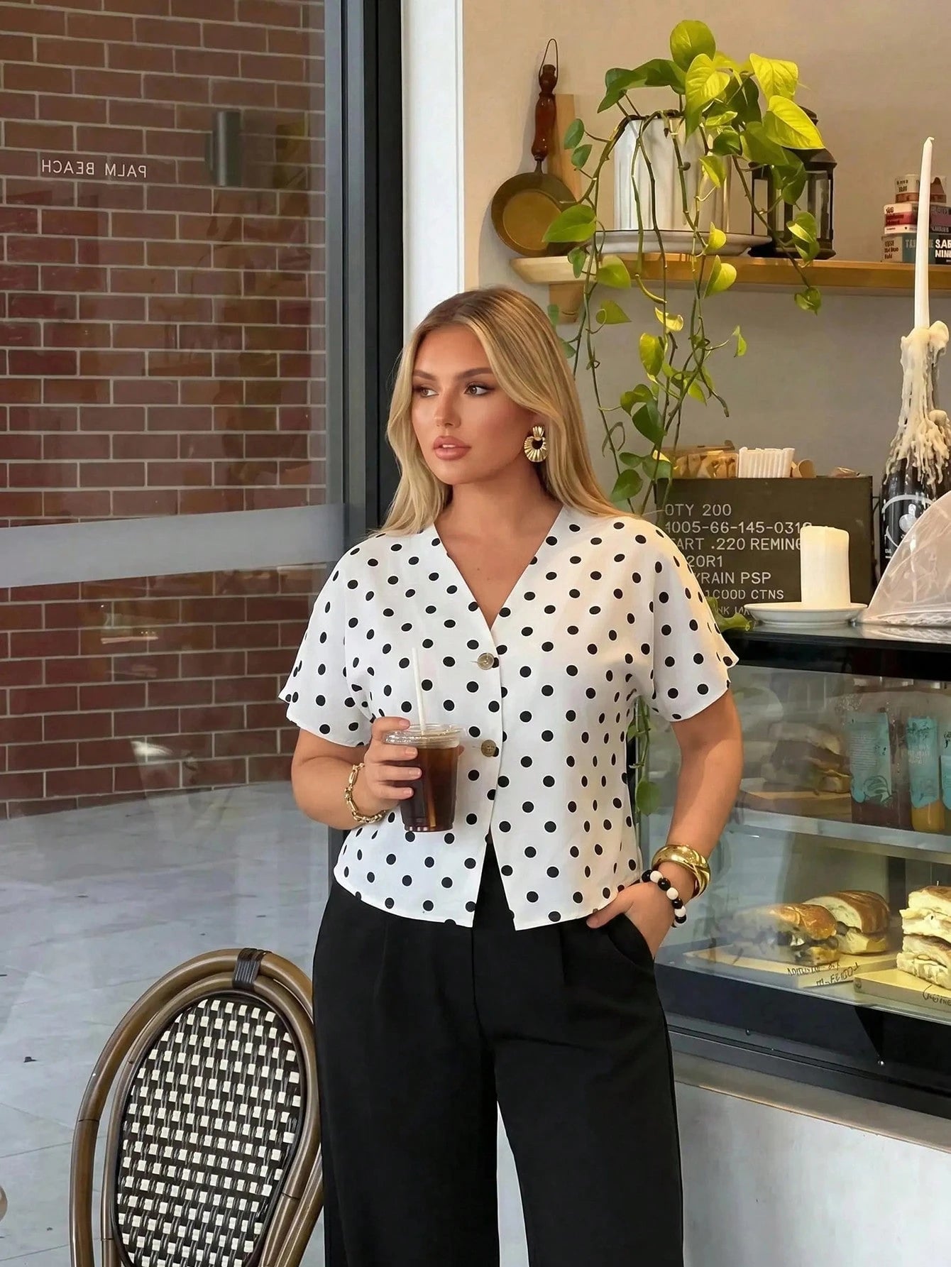 Auralis Plus-Size Women's Black Short-Sleeved Blouse, Summer Short-Sleeved Blouse, Women's Business Casual Blouse, Fashion New Summer Blouse,Cute Tops Going Out Tops Women Old Money Style Women Going