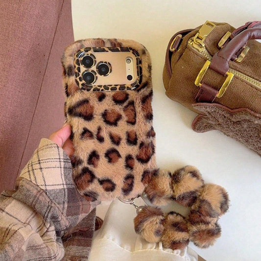 Autumn/Winter Fluffy Leopard Print Bracelet Phone Case- With Lens Stand Design- Compatible With Apple 17/16/15/14/13/12/11 Leopard Print Plush Bracelet Lens Stand