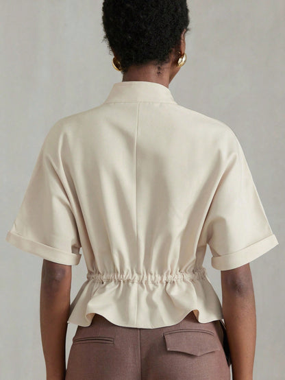 Aveloria Modichic Fashionable Short Utility Shirt, With Two Symmetrical Chest Pockets, Cinched Waist Design, Overall Neat And Practical