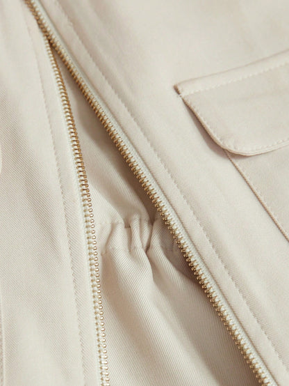 Aveloria Modichic Fashionable Short Utility Shirt, With Two Symmetrical Chest Pockets, Cinched Waist Design, Overall Neat And Practical