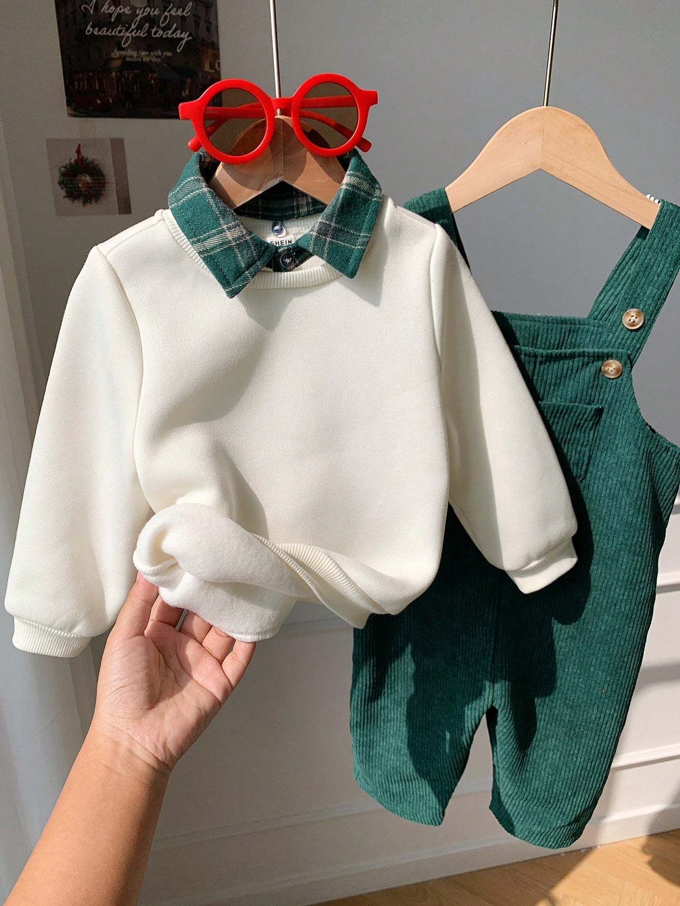 Baby Boy Fall And Winter Clothes Outfit Set, 2pcs/Set Thermal Lined Thickened Apricot Sweatshirt Knit Top And Green Corduroy Plaid Overalls Jumpsuit Set, Comfortable Versatile Fashionable Daily