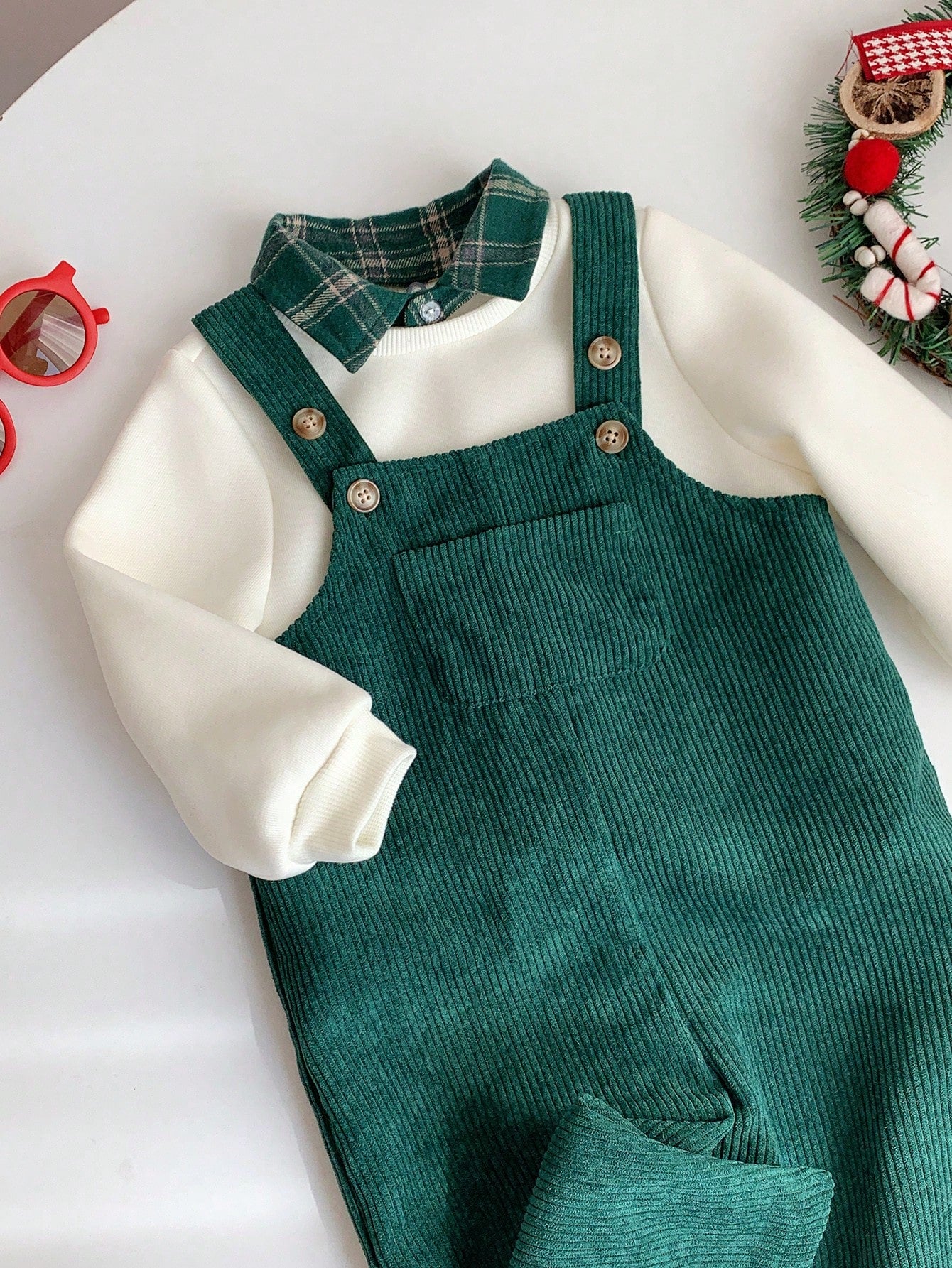 Baby Boy Fall And Winter Clothes Outfit Set, 2pcs/Set Thermal Lined Thickened Apricot Sweatshirt Knit Top And Green Corduroy Plaid Overalls Jumpsuit Set, Comfortable Versatile Fashionable Daily