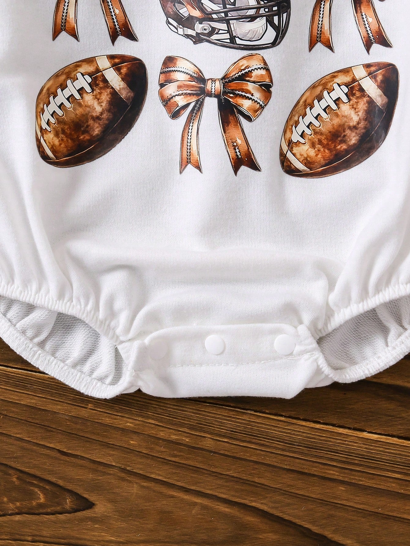 Baby Girl Casual Cute Daily All-Match Versatile Football & Bow Design Long Sleeve Loose Fit Comfy Knit Bodysuit, Suitable For Spring & Autumn