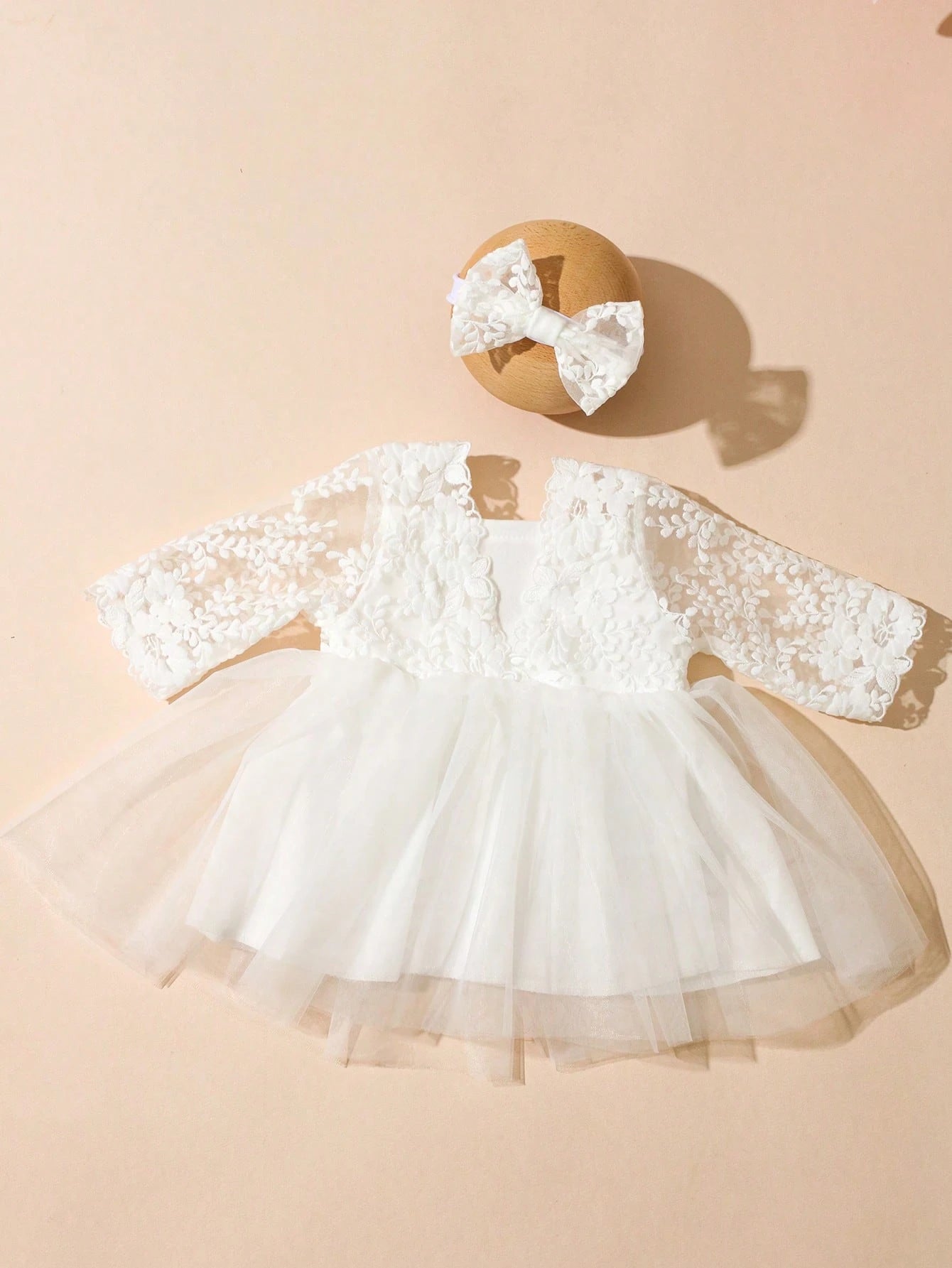 Baby Girl White Lace Dress Baptismal Gown With Headband Back Bowknot Infant Photography Outfits Summer 2016 Aesthetic Wedding Guest Party Clothes