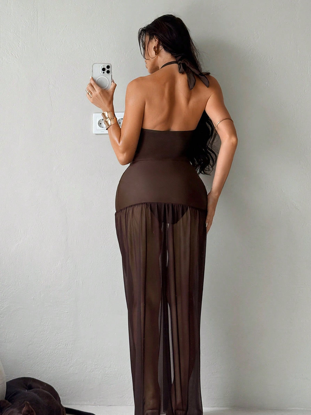 Bonvoyette 2pcs/Set Solid Color Women Holiday Metal Accessory Halter Crop Top & Skirt Suit