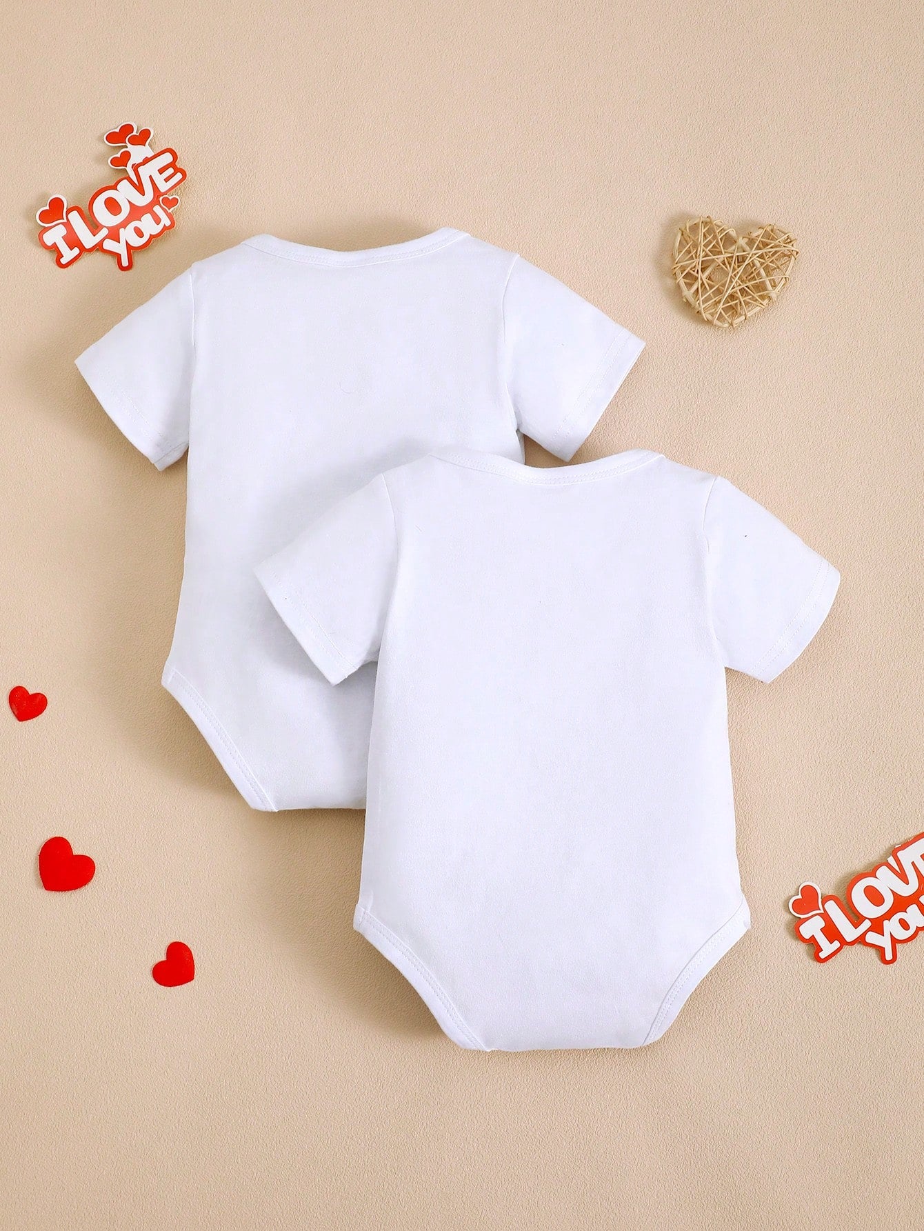 BrownBark 2pcs Baby Boys & Girls Newborn Soft Cotton Cute Short Sleeve Bodysuit With "I Love Daddy & I Love Mommy" Graphic Print, Suitable For Indoor, Outdoor, Mother's Day/Father's Day/Valentine's Da
