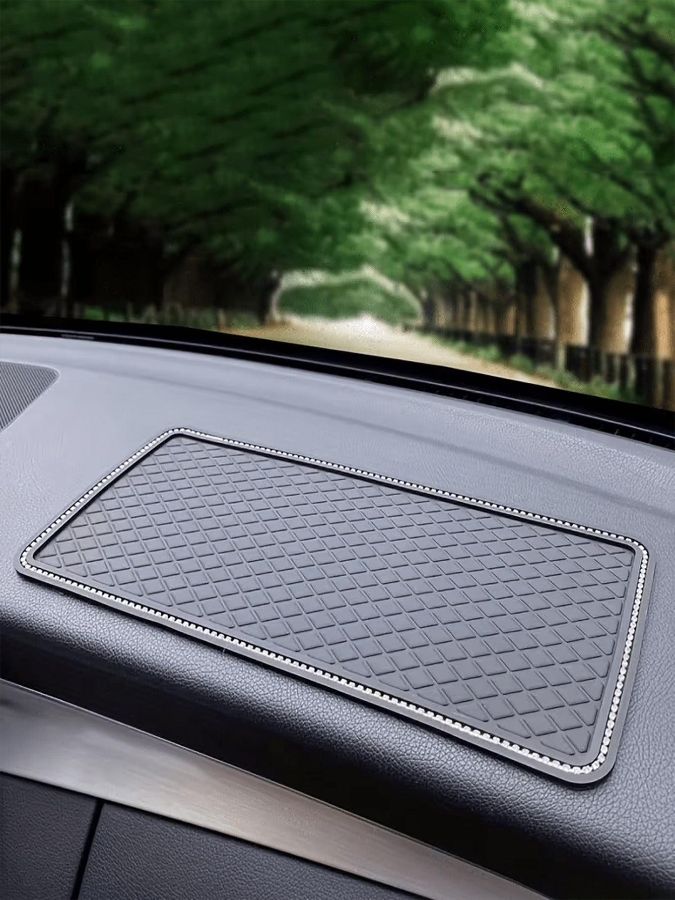 Car Storage Pad, Silicone Heat-Resistant Phone Pad, Stable Storage Pad, Heat-Resistant Stable Storage Pad, Suitable For Storing Phones, Glasses And Other Small Items, Washable, Universal Installation