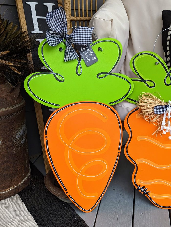 Carrot Door Hanger