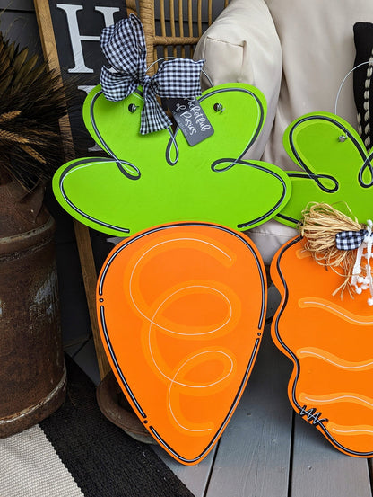 Carrot Door Hanger