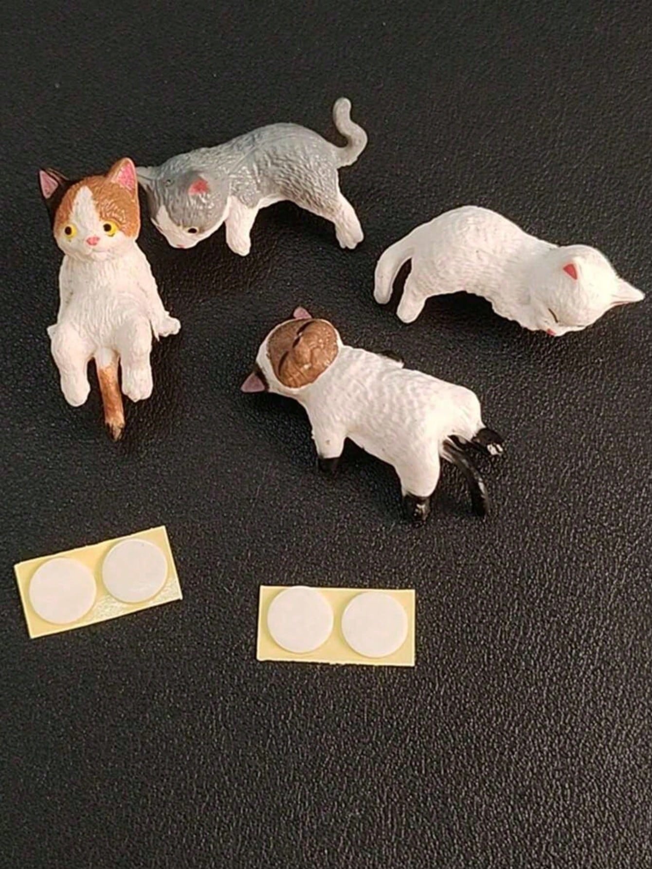 Cat-Themed Car Accessories- Aquarium Cat Sculpture, Dashboard Display, Side Window Doll, And Other Cute Car Interior Decorations- Must-Have For Any Car Owner!