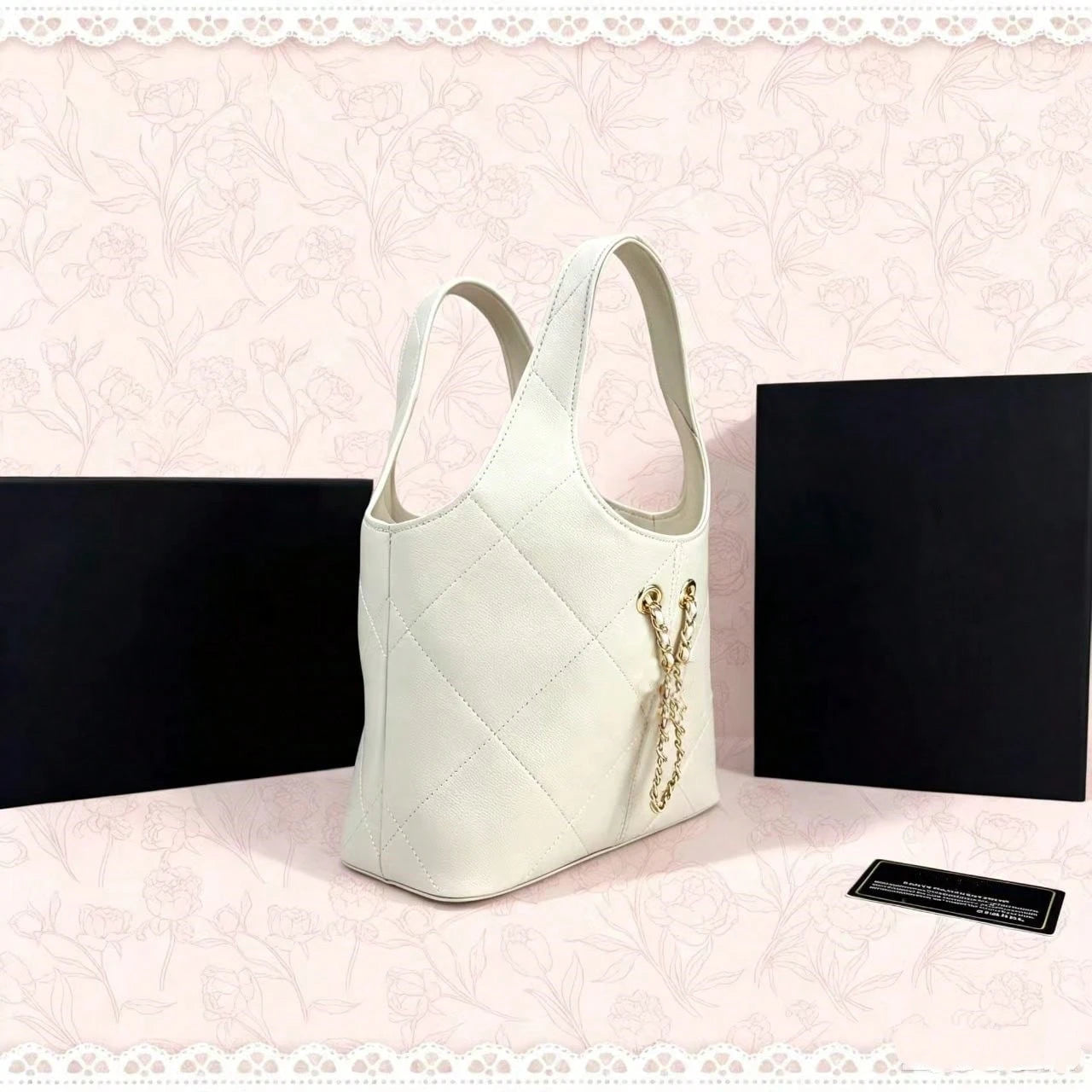 CHAN New Lightweight Luxury Bucket Bag, Minimalist Stylish Genuine Leather Shoulder Bag, Suitable For Commuting, Daily Use, And Dates