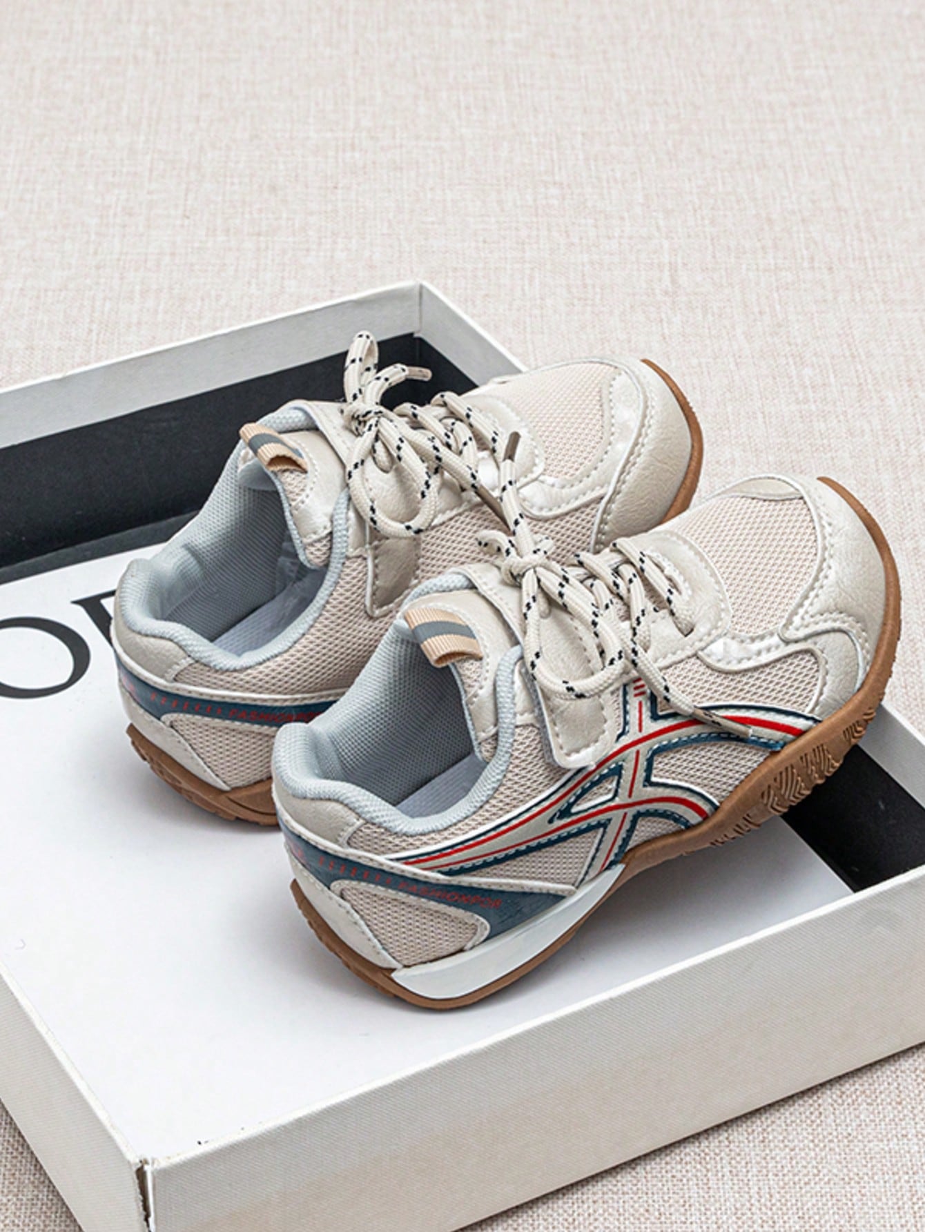 Children's Casual Vintage Flat Shoes, Breathable Mesh Soft Sole Non-Stuffy Versatile Baby Walking Shoes