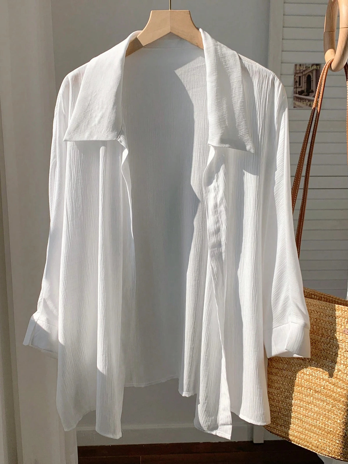 Comfortcana Spring White Solid Batwing Sleeve Shirt