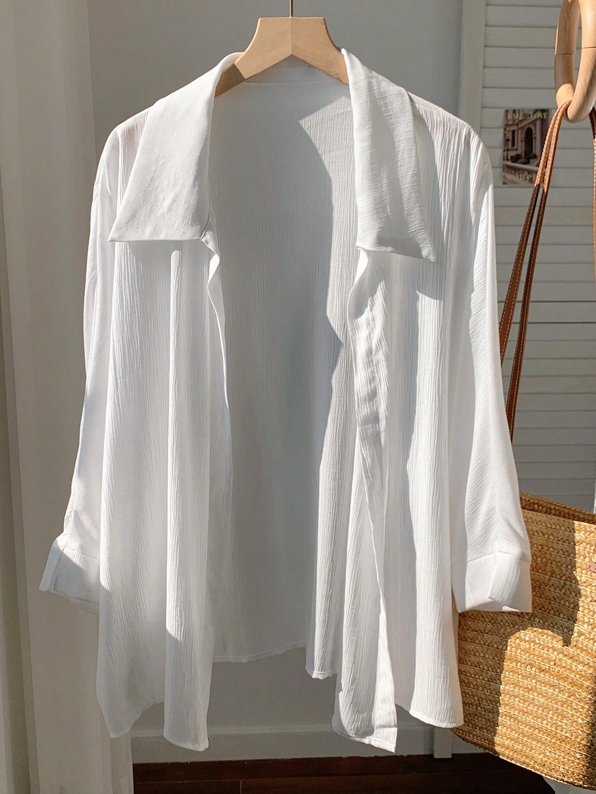Comfortcana Spring White Solid Batwing Sleeve Shirt