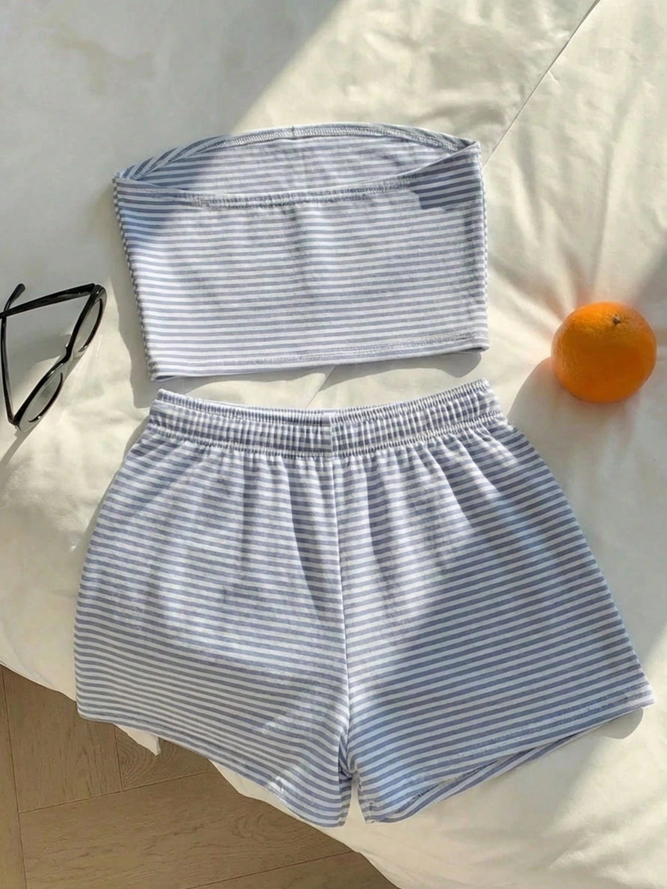 Comfortcana Women's Summer Blue White Stripe Striped Bandeau Top And Shorts Set,Casual Loungewear Minimalist Daily Versatile Outfit For Party,Airport,Vacation